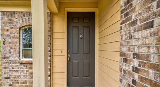 Photo of 10168 Sterling Ridge Dr, Cordova, TN 38018