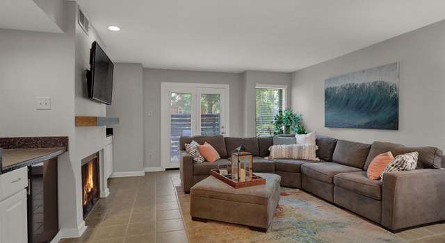 Photo of 1841 Gray Ridge Cv #5, Germantown, TN 38138