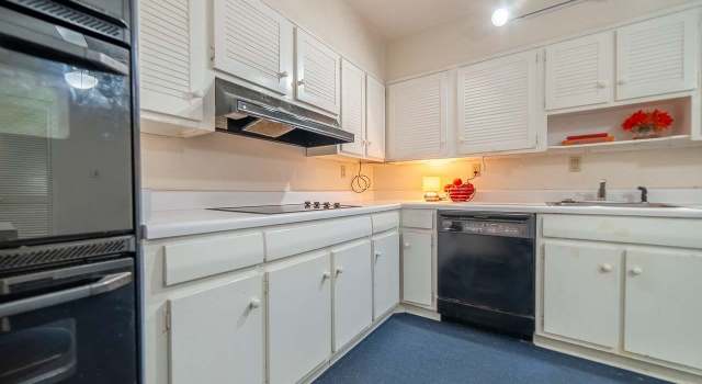 Photo of 4400 Poplar Ave #37, Memphis, TN 38117