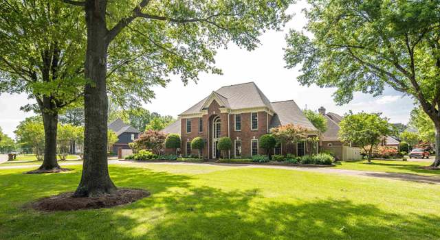 Photo of 2014 Dogwood Grove Cv, Germantown, TN 38139