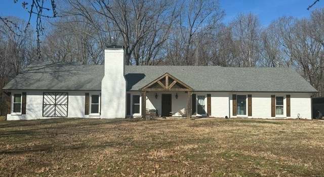 Photo of 8280 Starlanding Rd, Lake Cormorant, MS 38641