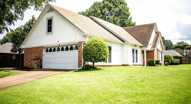 Photo of 6716 Shoreline Cir, Memphis, TN 38141