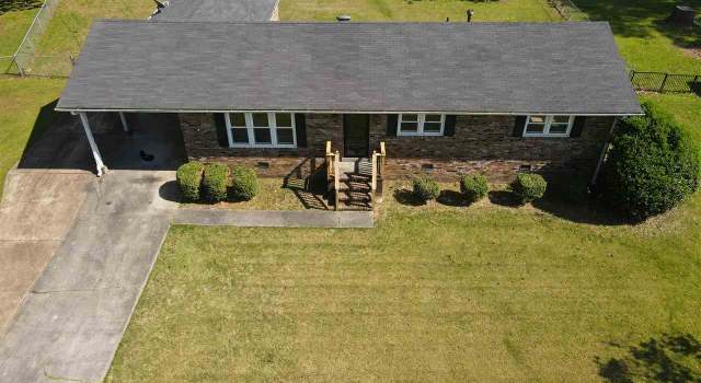 Photo of 613 Ridgeway Dr, Bolivar, TN 38008-0000