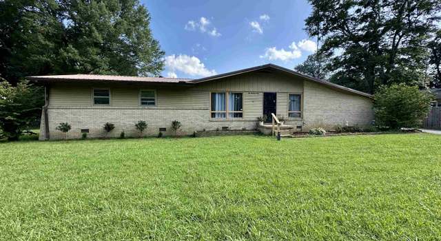 Photo of 204 Lankford St, Bruceton, TN 38317-2805