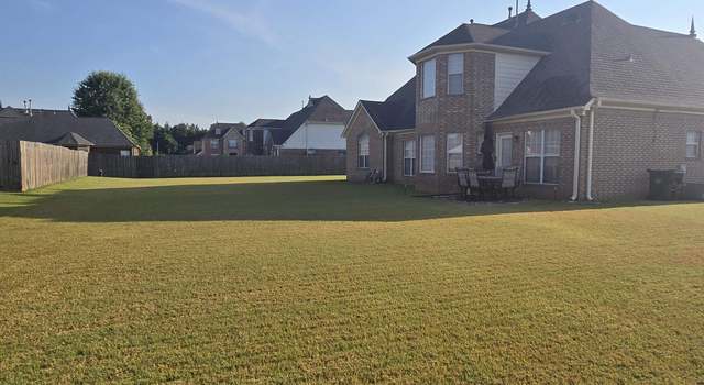 Photo of 5151 Sawyer Hollow Dr, Bartlett, TN 38002