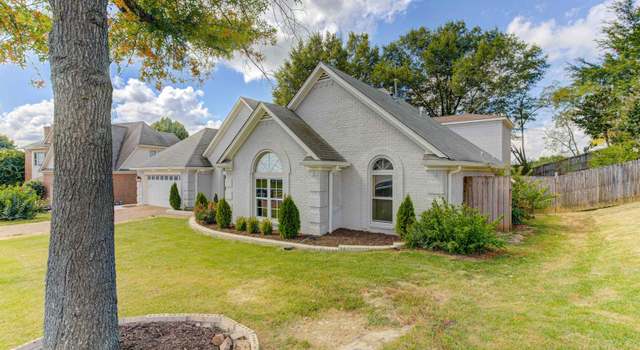 Photo of 2379 Meadow Ridge Dr, Memphis, TN 38016