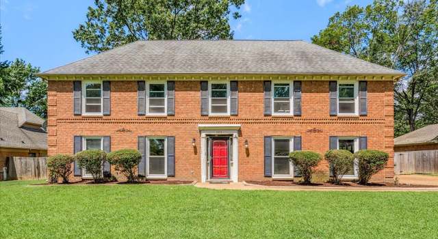 Photo of 305 Summerfield Ln, Memphis, TN 38018