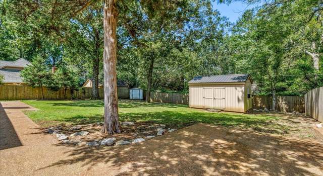 Photo of 305 Summerfield Ln, Memphis, TN 38018