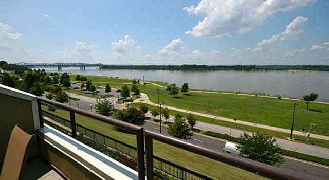Photo of 383 Chickasaw Bluff Street St #2, Memphis, TN 38103