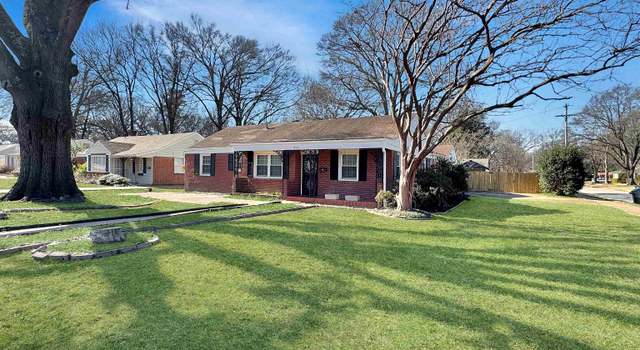 Photo of 999 Colonial Rd, Memphis, TN 38117