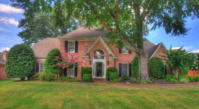 Photo of 10454 Shea Woods Dr, Collierville, TN 38017