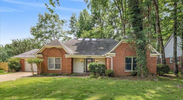 Photo of 1955 Mount Badon Ln, Cordova, TN 38016