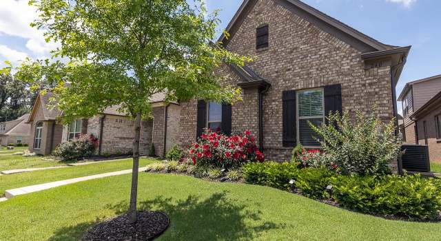 Photo of 240 Choctaw Dr, Oakland, TN 38060