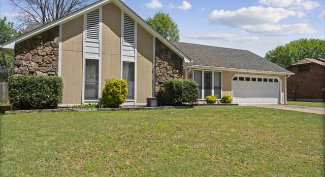Photo of 3918 Sabal Hill Dr, Bartlett, TN 38135