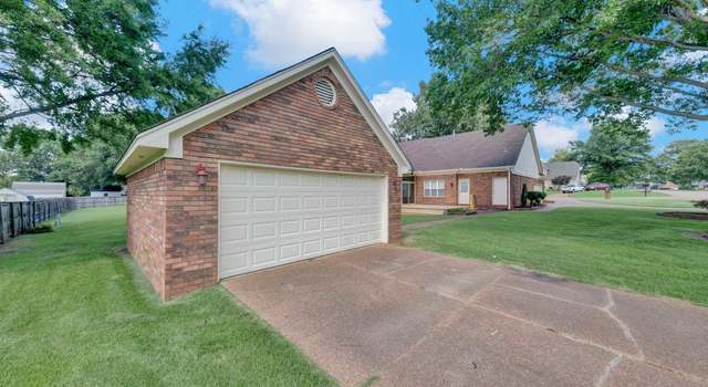 Photo of 3339 Pembroke Ellis Cv, Bartlett, TN 38133