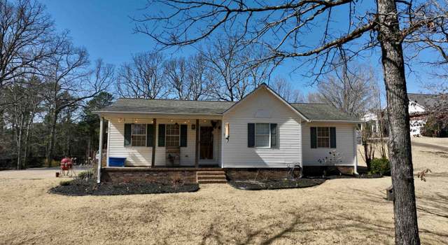 Photo of 39 Fairway Pl, Selmer, TN 38375-1548