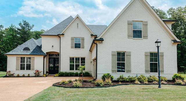 Photo of 5118 Lawrenceburg Ln E, Lakeland, TN 38002