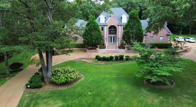 Photo of 8562 Windolyn Cir N, Bartlett, TN 38133