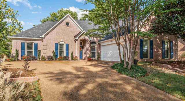 Photo of 7538 Crystal Lake Dr, Cordova, TN 38016