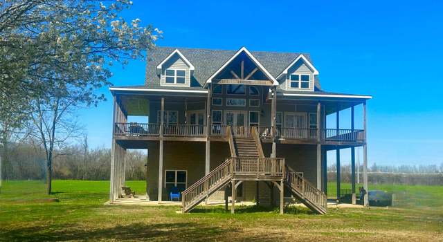 Photo of 755 Catfish Ln, Crump, TN 38327