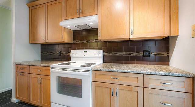 Photo of 6940 Amberly Rd #6940, Memphis, TN 38119