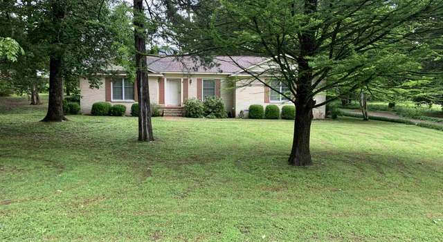 Photo of 70 Holt St, Savannah, TN 38372