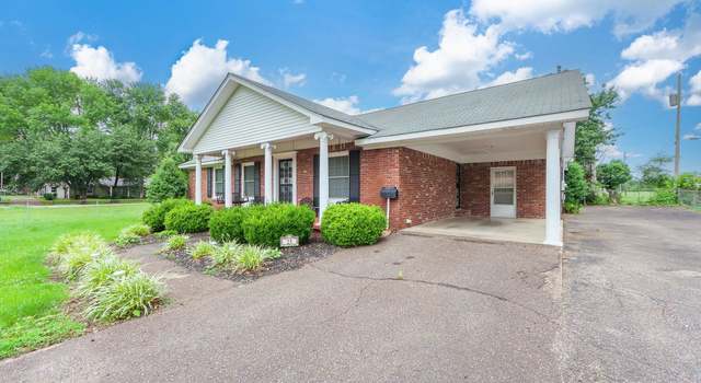 Photo of 25 Daniel St, Savannah, TN 38372-3538