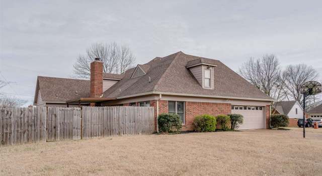 Photo of 8480 E Timber Creek Dr, Cordova, TN 38018