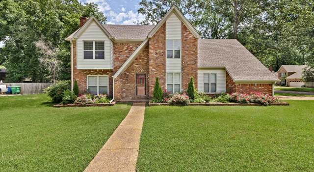 Photo of 2010 Newfields Rd, Germantown, TN 38139