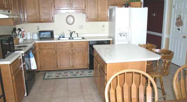 Photo of 651 S Featherwind Cove Cv, Cordova, TN 38018