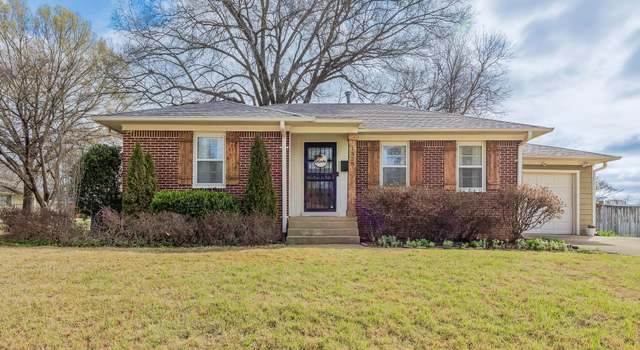 Photo of 1328 Colonial Rd, Memphis, TN 38117