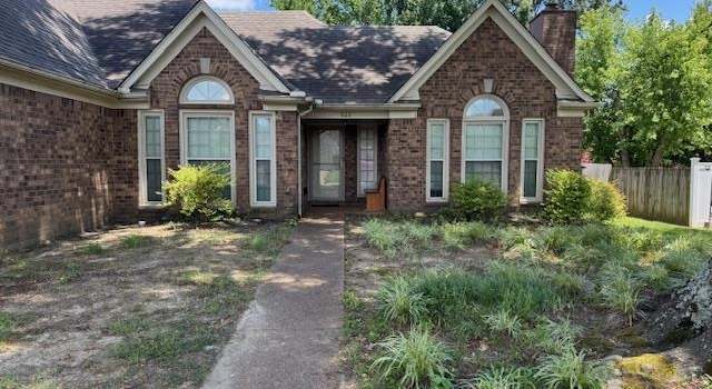 Photo of 862 Cairn Creek Dr, Memphis, TN 38018