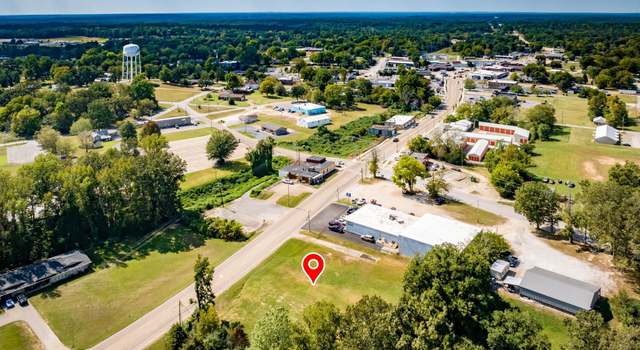 Photo of 297 E Main St, Parsons, TN 38363
