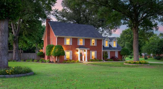 Photo of 4072 Soderlund Cv, Millington, TN 38053