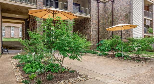 Photo of 1855 W Poplar Woods Cir #301, Germantown, TN 38138