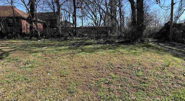 Photo of 2240 S Main St S, Memphis, TN 38109