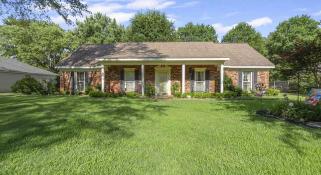 Photo of 2998 Holly Heath Dr, Germantown, TN 38138
