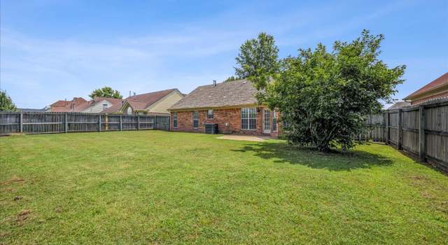 Photo of 9830 Oldham Dr, Cordova, TN 38016