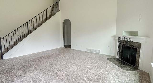 Photo of 6839 Hare Pointe Dr, Bartlett, TN 38002