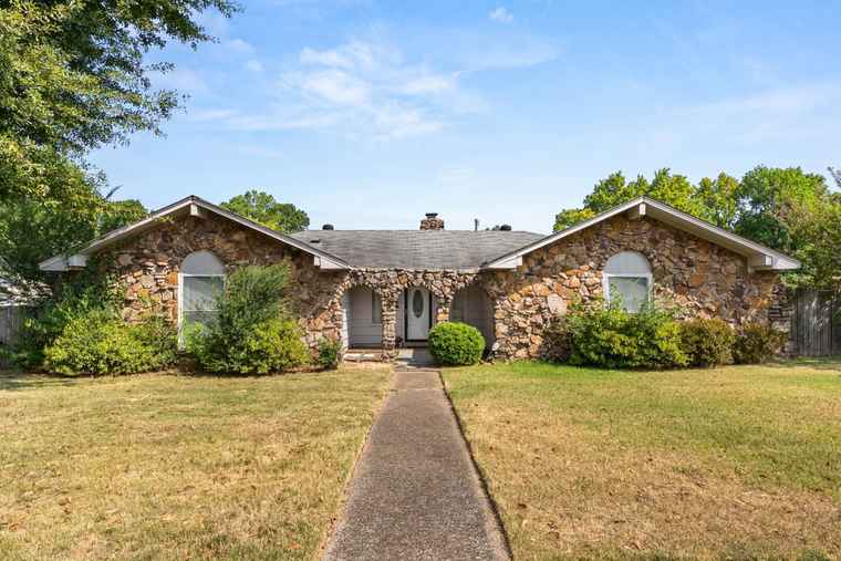 Photo of 5646 Longacre Ave Bartlett, TN 38134