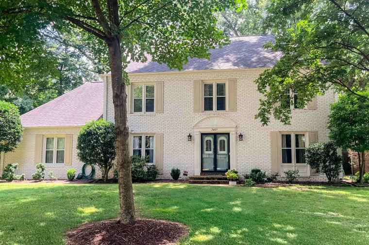 Photo of 7471 Weeping Willow Dr Germantown, TN 38138