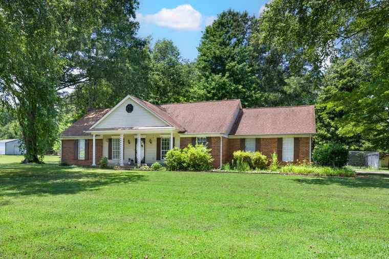 Photo of 5015 Eagles Nest Ln Bartlett, TN 38002