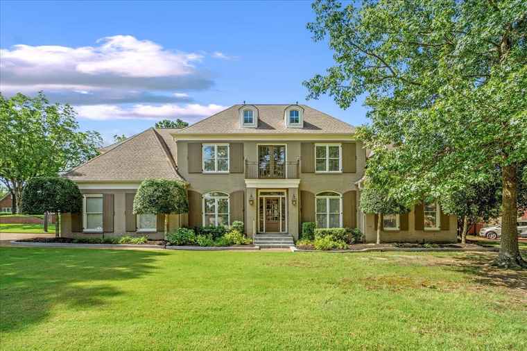Photo of 3106 Steeplegate Dr Germantown, TN 38138