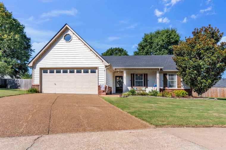 Photo of 251 Brookstone Cv Collierville, TN 38017