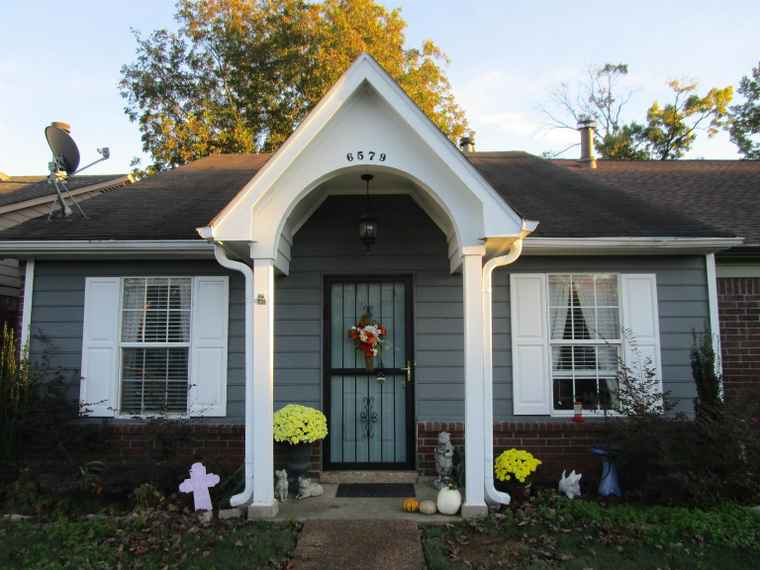 Photo of 6579 S Sungate Dr S Bartlett, TN 38135