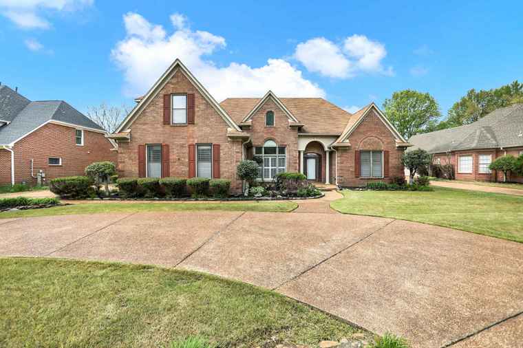 Photo of 1415 Asbury Dr Collierville, TN 38017