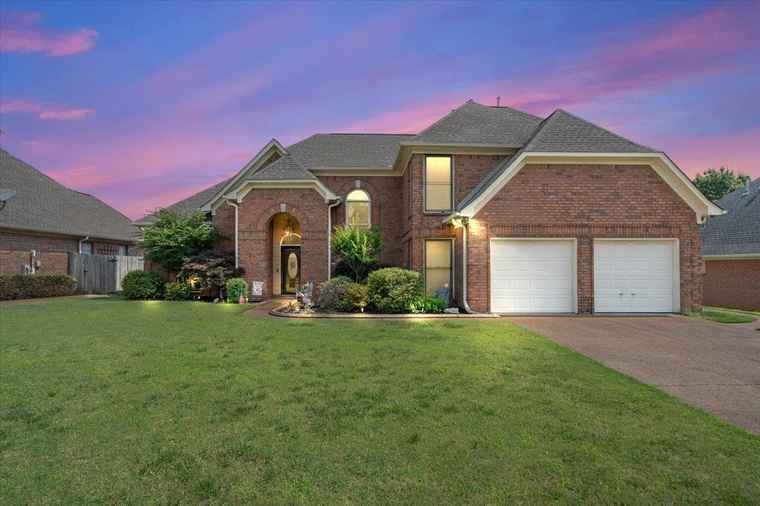 Photo of 6806 Briarfield Ln Bartlett, TN 38135