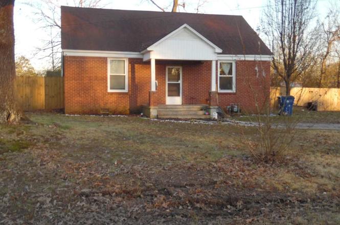 255 Harrison St, Savannah, TN 38372 | MLS# 10074700 | Redfin