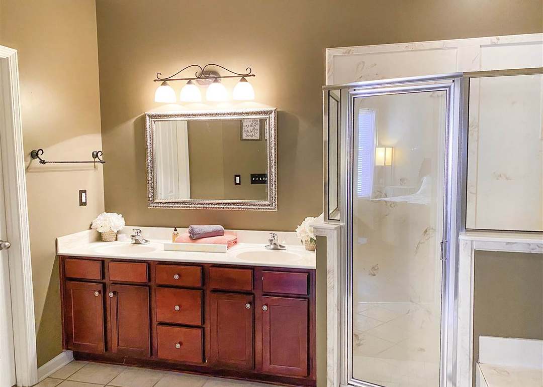 4934 Indian Walk Ln, Arlington, TN 38002