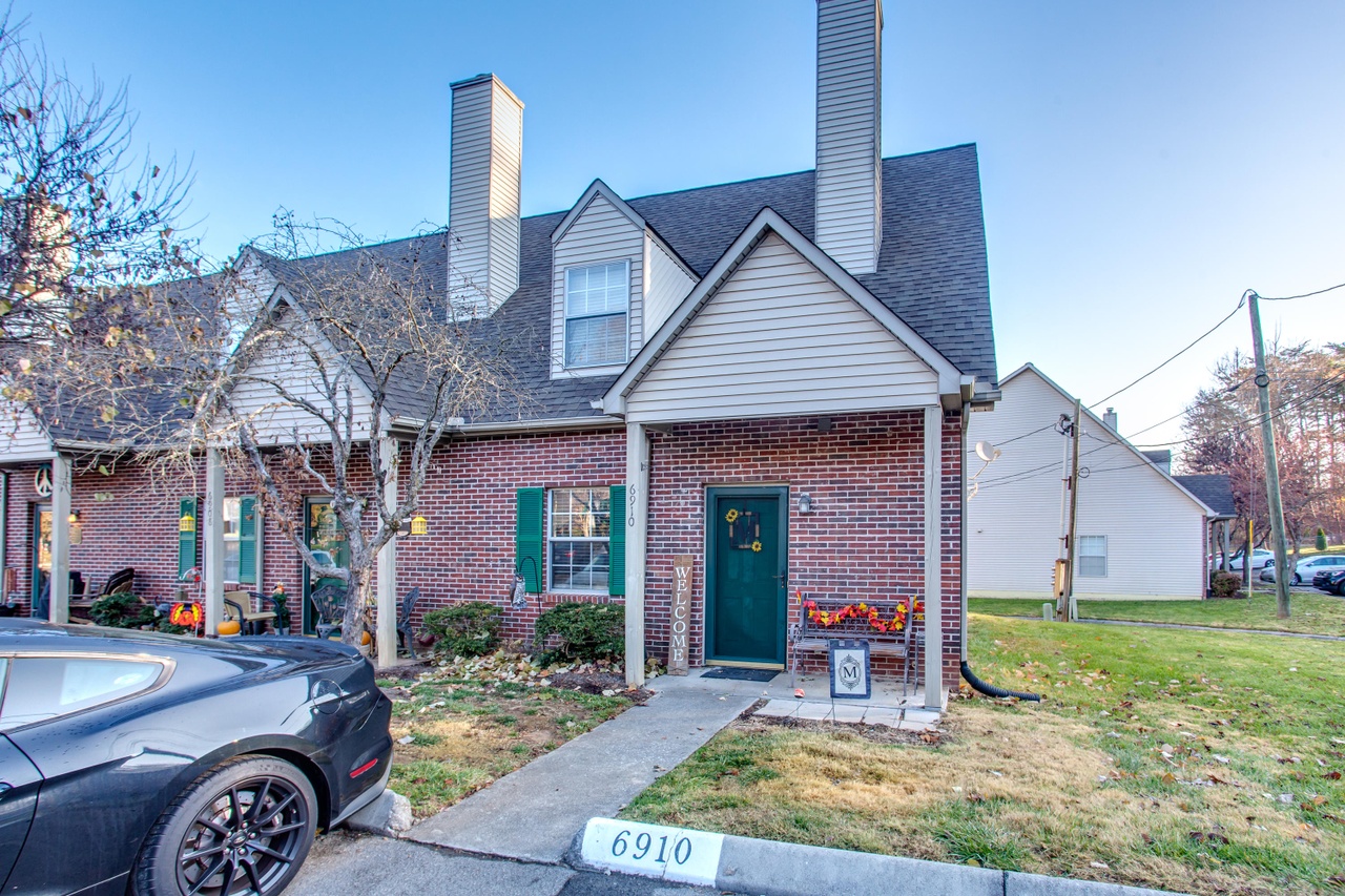 6910 Kings Crossing Way, Knoxville, TN 37918 | MLS# 1101280 | Redfin